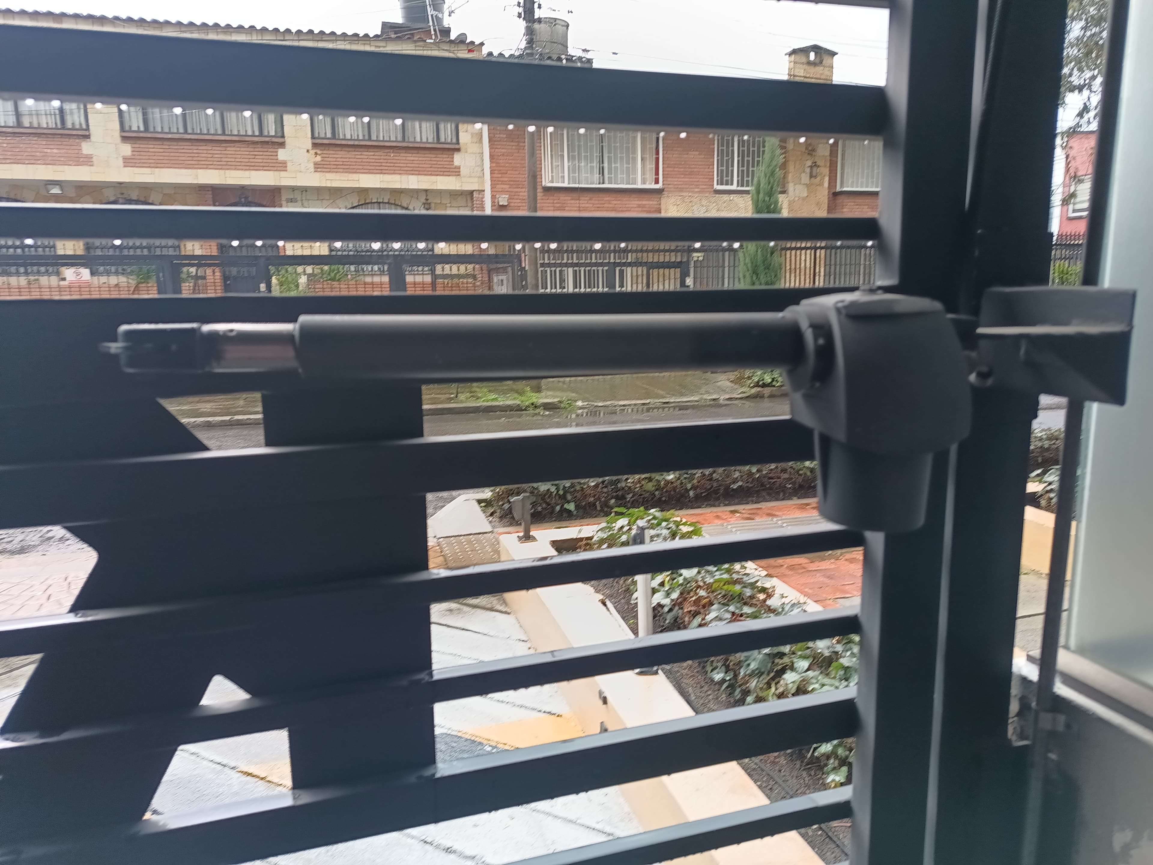 Instalación de sistemas de control de acceso biométrico en Bogotá